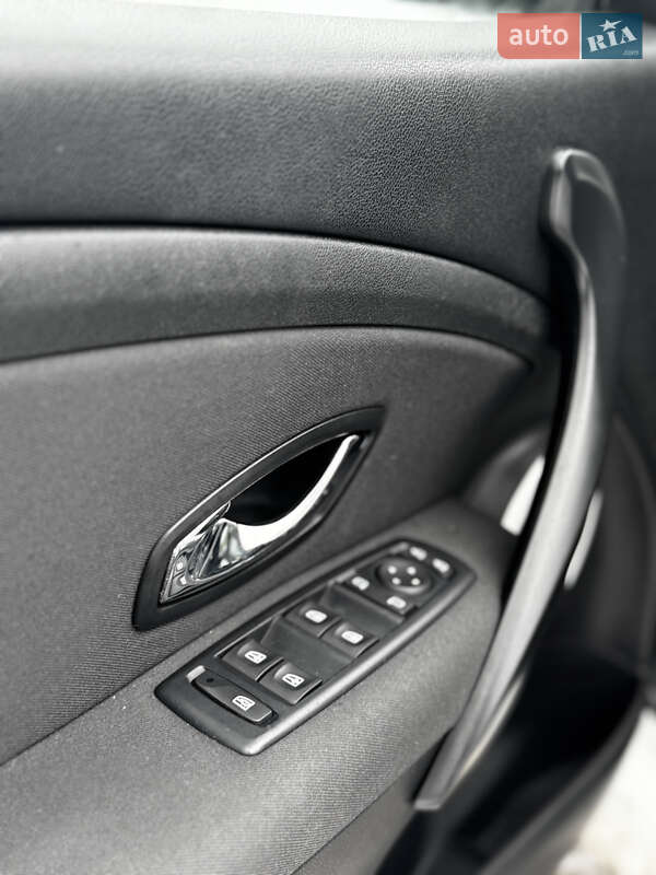 Универсал Renault Megane 2011 в Киверцах