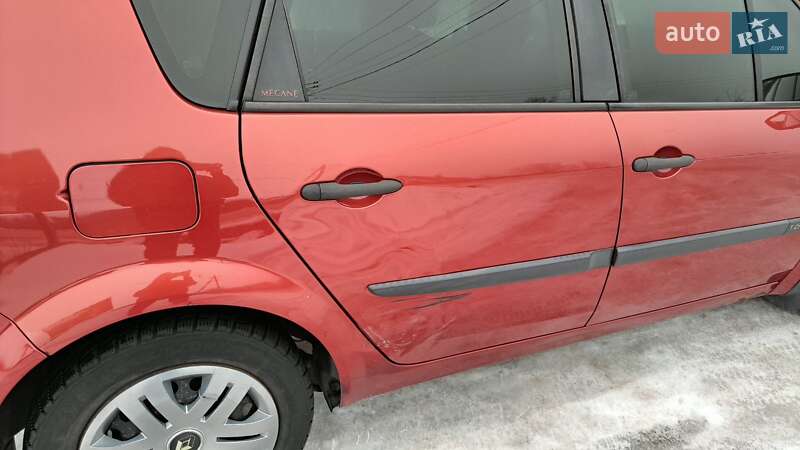 Седан Renault Megane 2005 в Косове