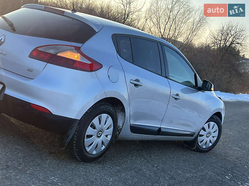 Хэтчбек Renault Megane 2010 в Кицмани