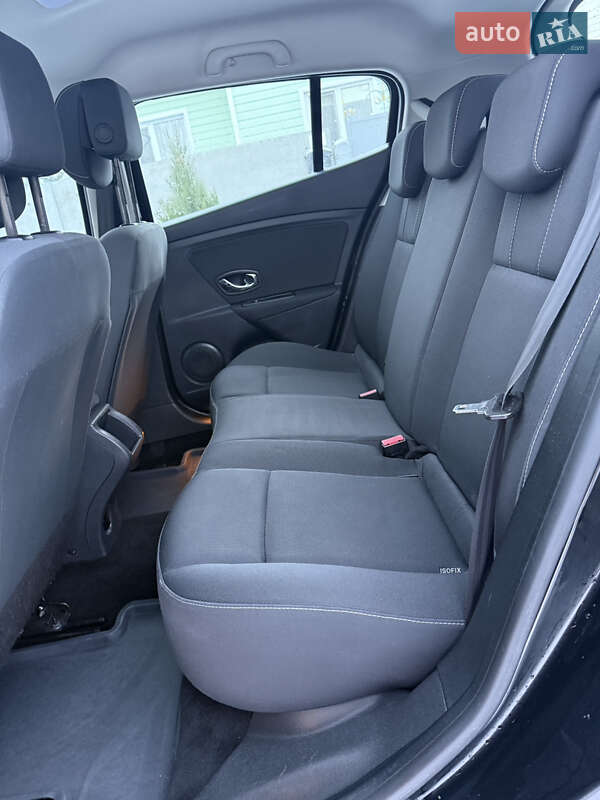 Хэтчбек Renault Megane 2011 в Прилуках