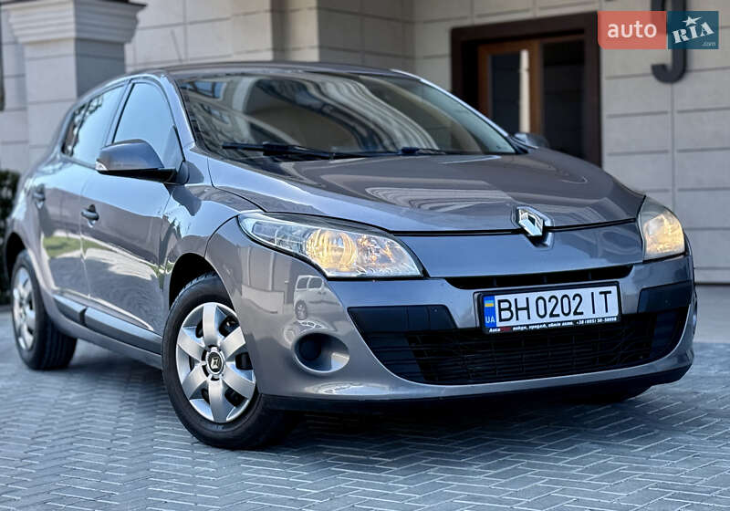 Renault Megane 2010 Renault Megane 2010