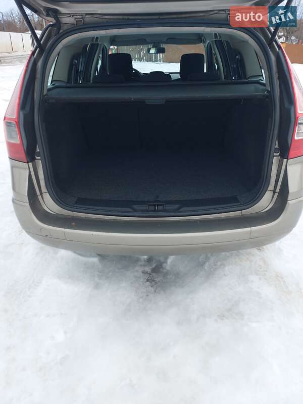 Универсал Renault Megane 2009 в Ивано-Франковске фото 16 Универсал Renault Megane 2009 в Ивано-Франковске