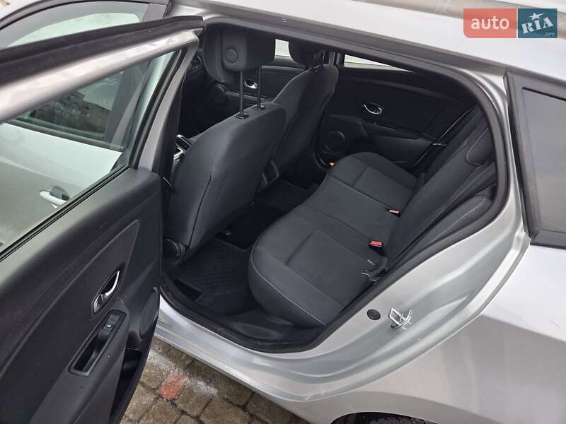 Универсал Renault Megane 2012 в Нововолынске фото 13 Универсал Renault Megane 2012 в Нововолынске
