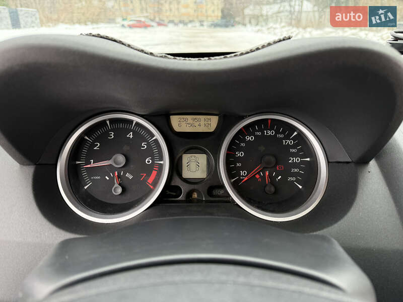 Хэтчбек Renault Megane 2006 в Звягеле фото 21 Хэтчбек Renault Megane 2006 в Звягеле