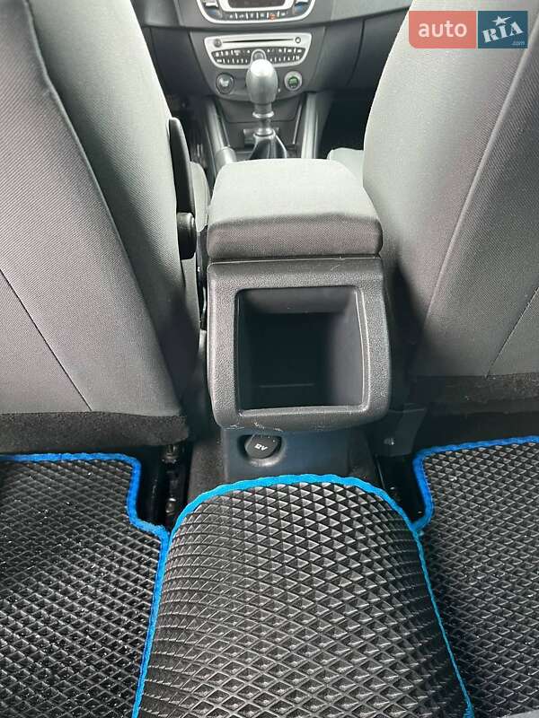 Универсал Renault Megane 2009 в Бродах фото 17 Универсал Renault Megane 2009 в Бродах