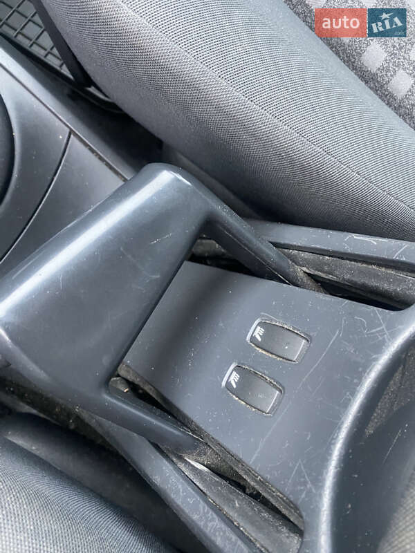 Универсал Renault Megane 2006 в Луцке фото 13 Универсал Renault Megane 2006 в Луцке