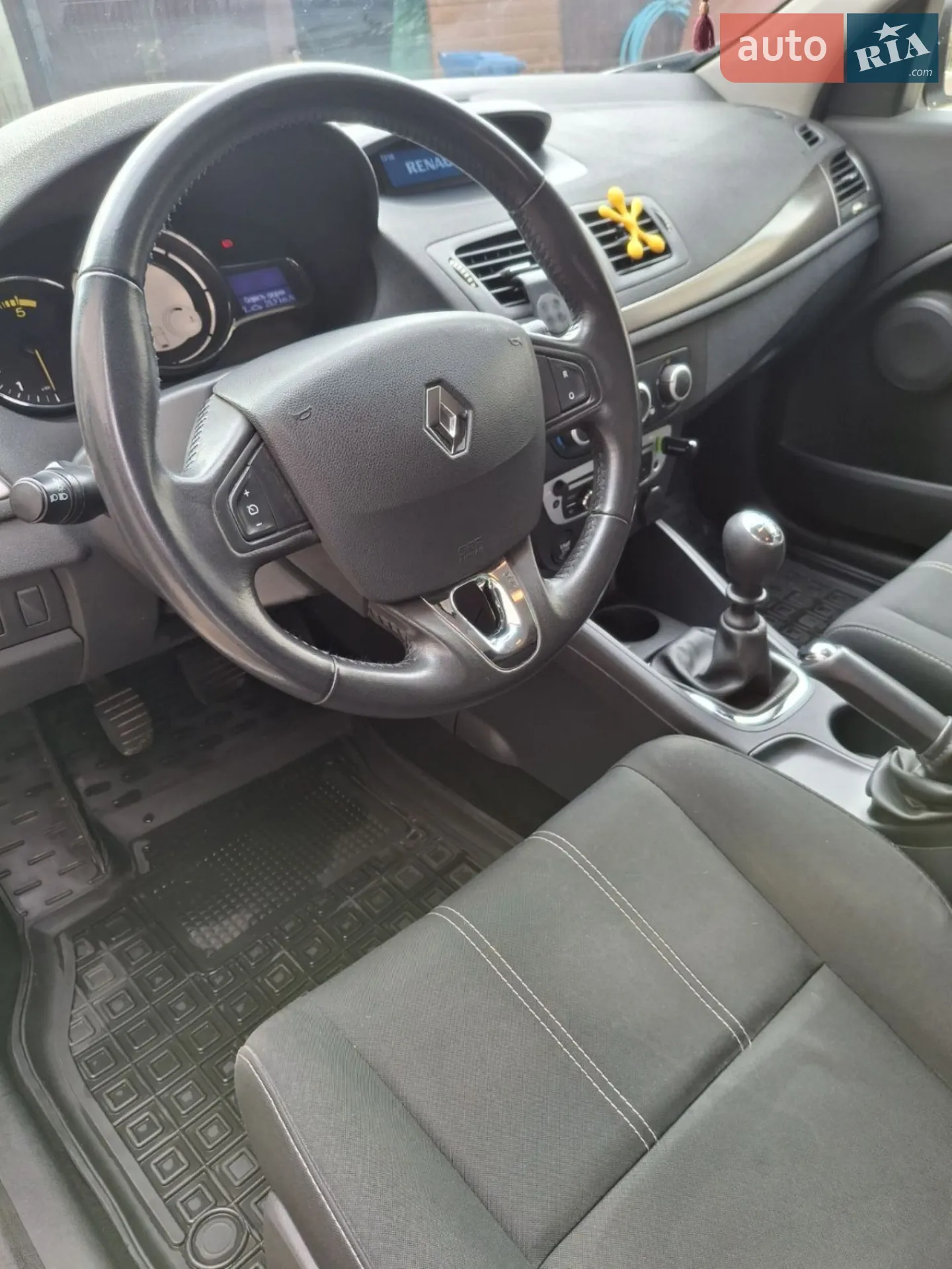 2015 Renault Megane - мініатюра 16