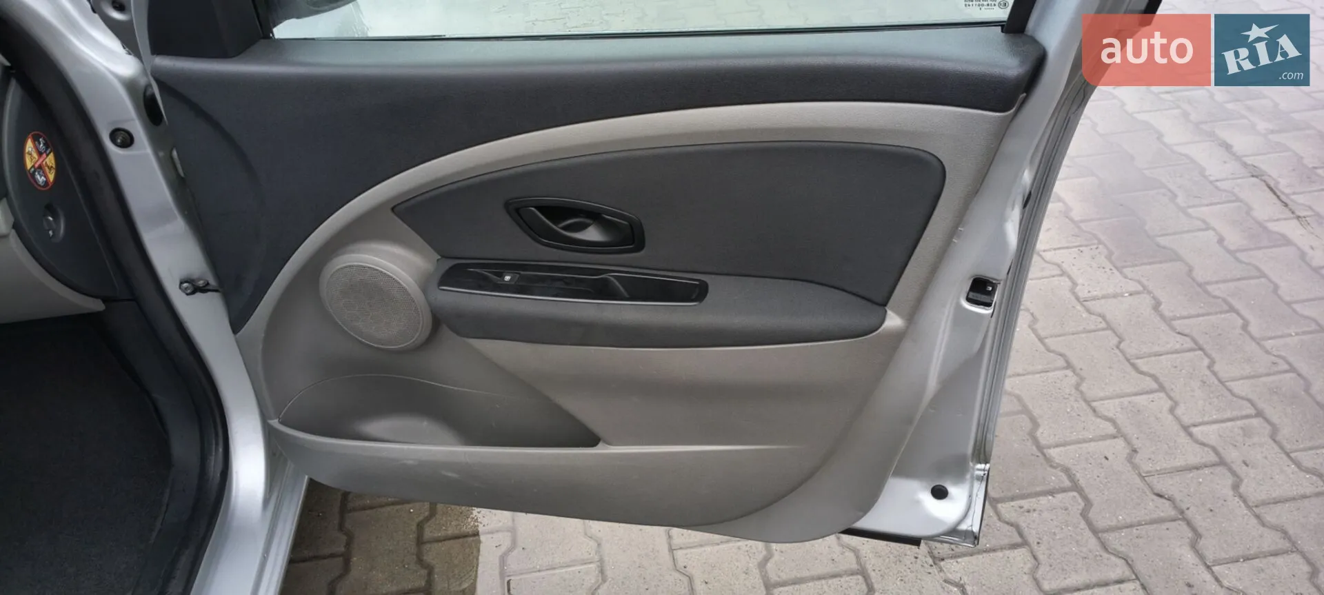 2011 Renault Megane - мініатюра 17