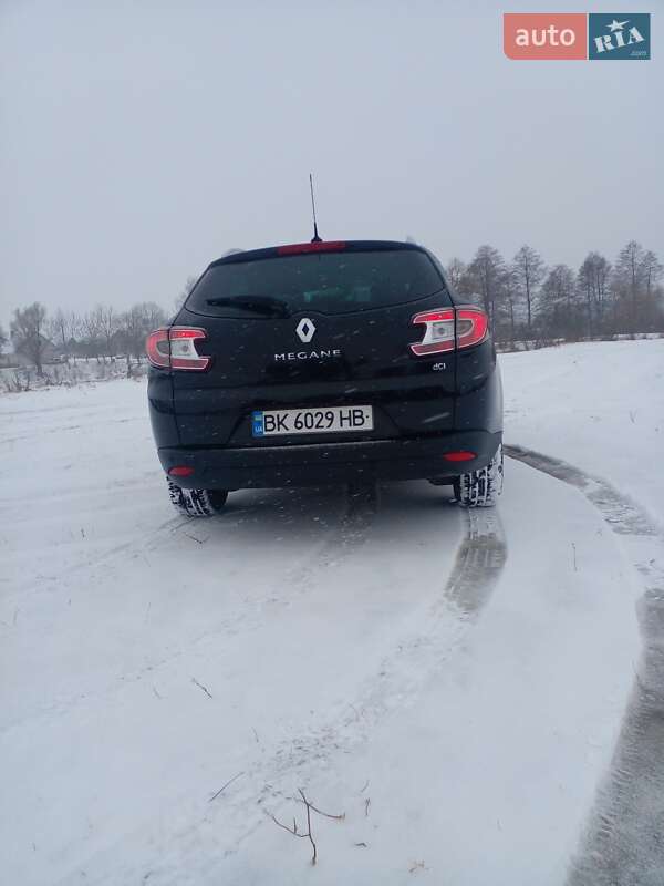 Универсал Renault Megane 2012 в Остроге