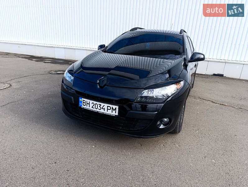Универсал Renault Megane 2011 в Белгороде-Днестровском фото Универсал Renault Megane 2011 в Белгороде-Днестровском
