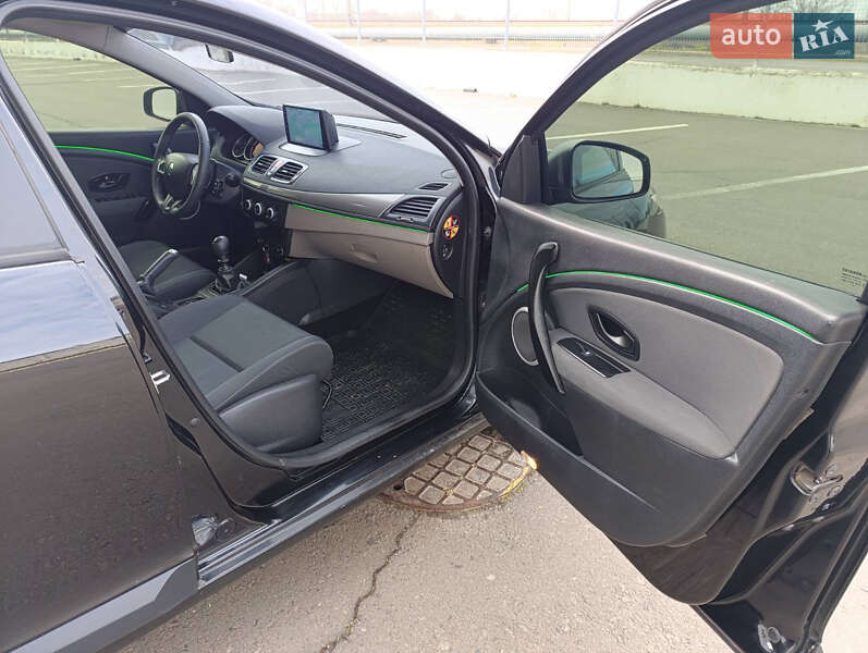 Универсал Renault Megane 2011 в Белгороде-Днестровском фото 26 Универсал Renault Megane 2011 в Белгороде-Днестровском