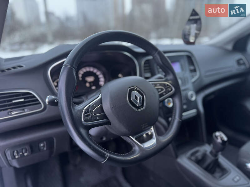Седан Renault Megane 2020 в Киеве фото 18 Седан Renault Megane 2020 в Киеве