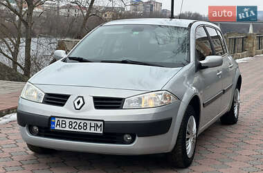 Хэтчбек Renault Megane 2004 в Могилев-Подольске