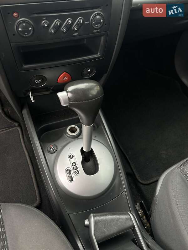 Универсал Renault Megane 2006 в Седлище фото 19 Универсал Renault Megane 2006 в Седлище