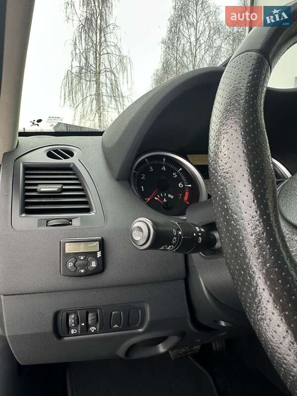 Универсал Renault Megane 2006 в Седлище фото 17 Универсал Renault Megane 2006 в Седлище