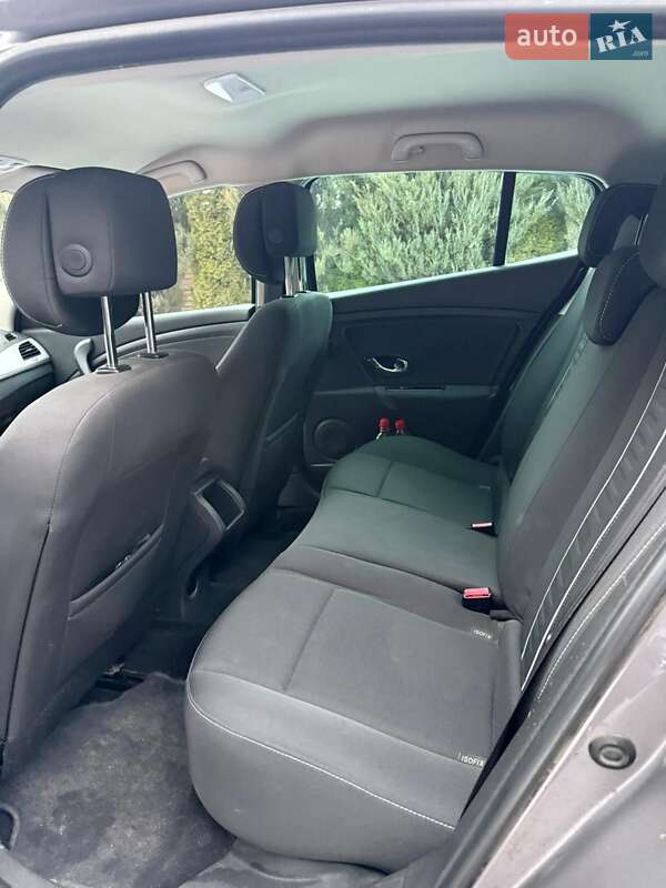 Хетчбек Renault Megane 2013 в Самборі