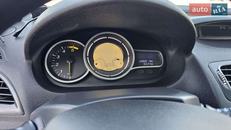 Универсал Renault Megane 2010 в Дунаевцах фото 8 Универсал Renault Megane 2010 в Дунаевцах