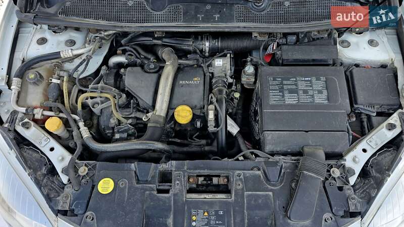 Универсал Renault Megane 2010 в Дунаевцах фото 18 Универсал Renault Megane 2010 в Дунаевцах