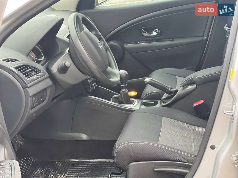 Универсал Renault Megane 2011 в Кропивницком