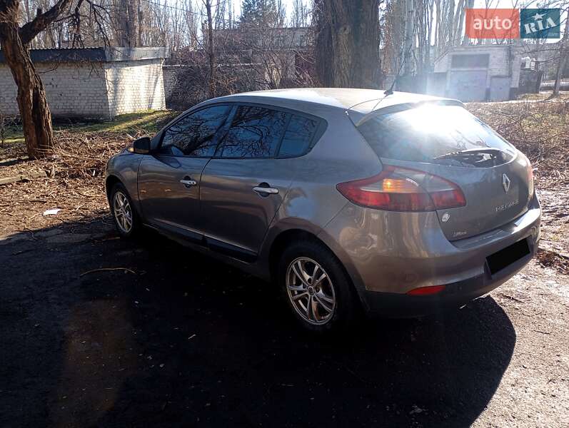 Хэтчбек Renault Megane 2010 в Кривом Роге