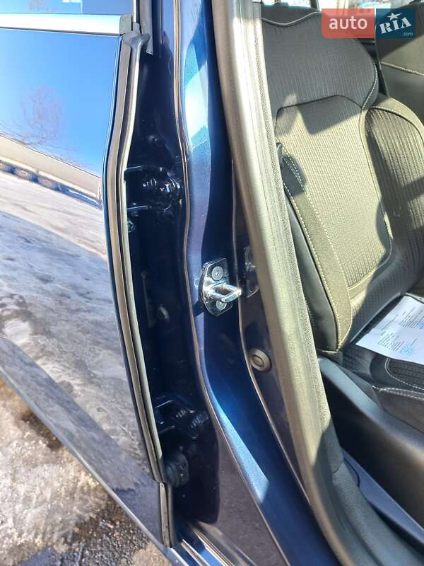 Универсал Renault Megane 2017 в Чернигове фото 13 Универсал Renault Megane 2017 в Чернигове