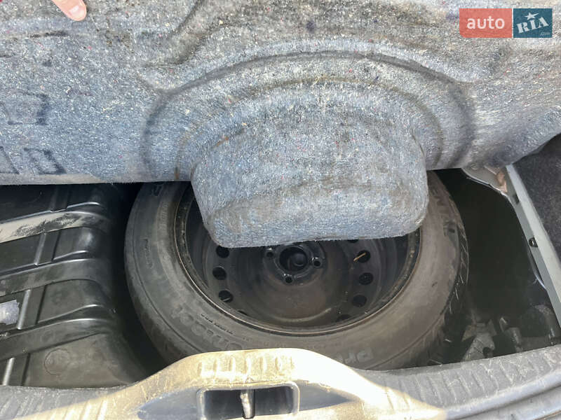 Хэтчбек Renault Megane 2005 в Киеве фото 17 Хэтчбек Renault Megane 2005 в Киеве