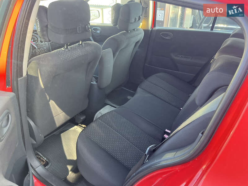 Хетчбек Renault Megane 2003 в Сумах