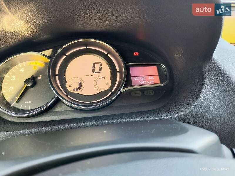 Универсал Renault Megane 2012 в Краснограде фото 8 Универсал Renault Megane 2012 в Краснограде