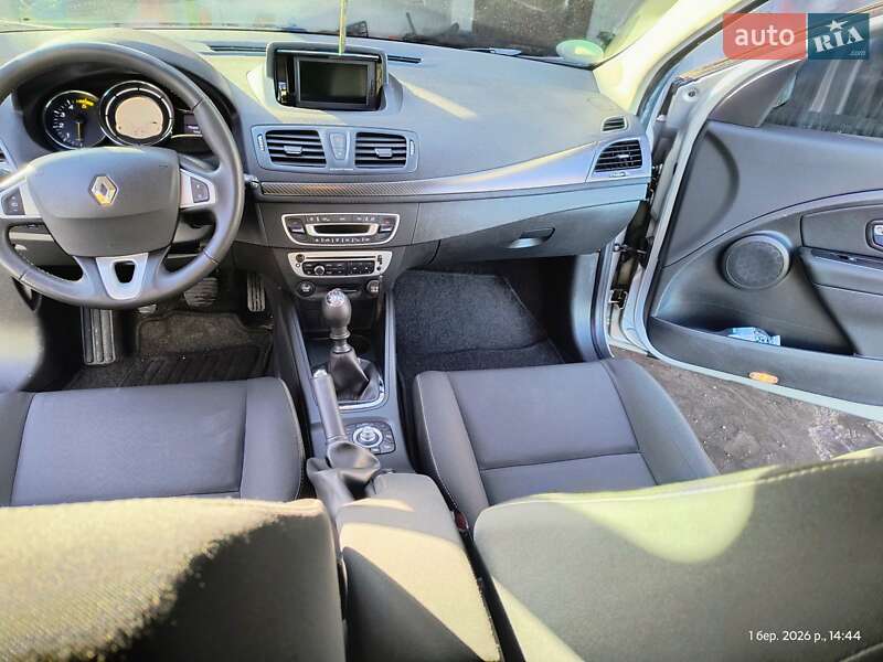 Универсал Renault Megane 2012 в Краснограде фото 11 Универсал Renault Megane 2012 в Краснограде