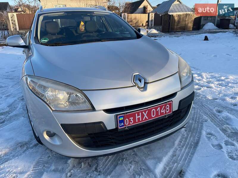 Универсал Renault Megane 2010 в Ракитном фото 18 Универсал Renault Megane 2010 в Ракитном