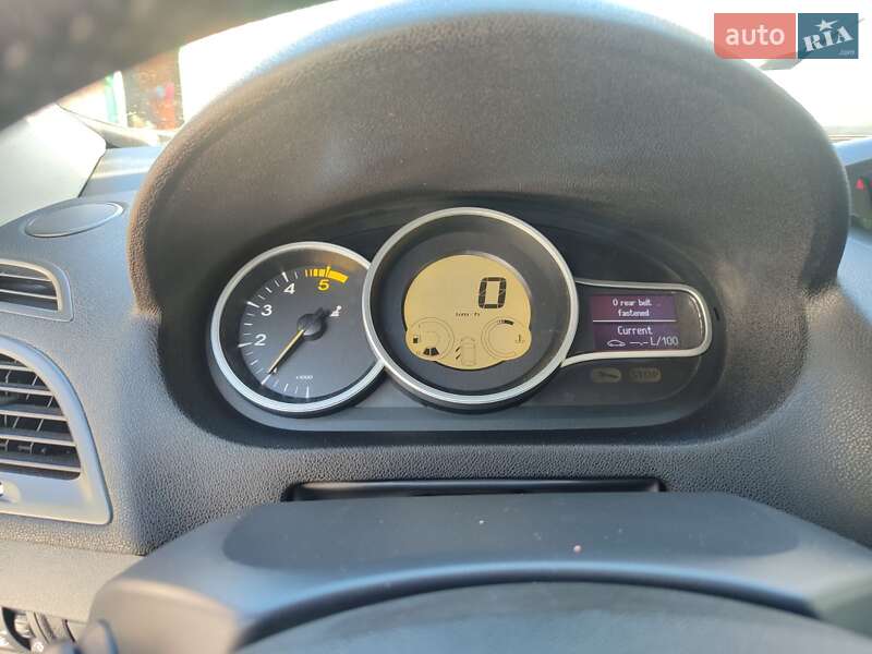 Универсал Renault Megane 2010 в Ракитном фото 22 Универсал Renault Megane 2010 в Ракитном