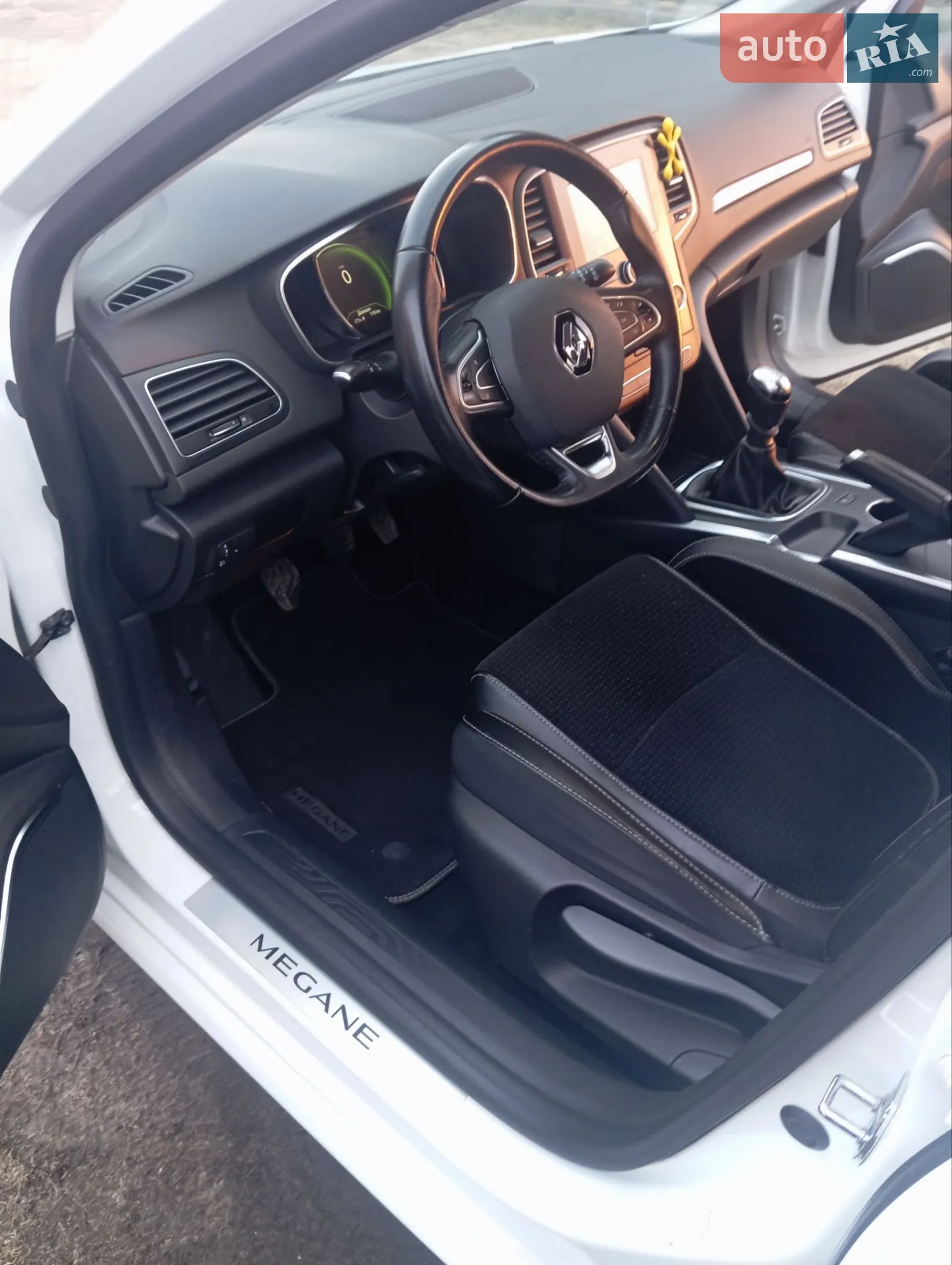 2016 Renault Megane - мініатюра 19