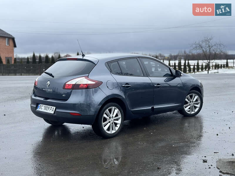 Хэтчбек Renault Megane 2015 в Николаеве