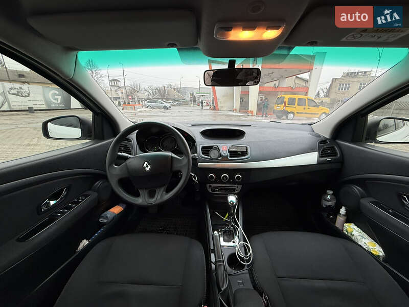 Хетчбек Renault Megane 2014 в Чернівцях