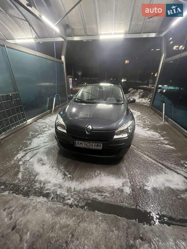 Хэтчбек Renault Megane 2008 в Киеве фото 2 Хэтчбек Renault Megane 2008 в Киеве