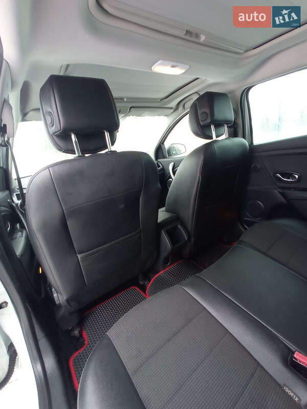 Универсал Renault Megane 2012 в Львове фото 18 Универсал Renault Megane 2012 в Львове