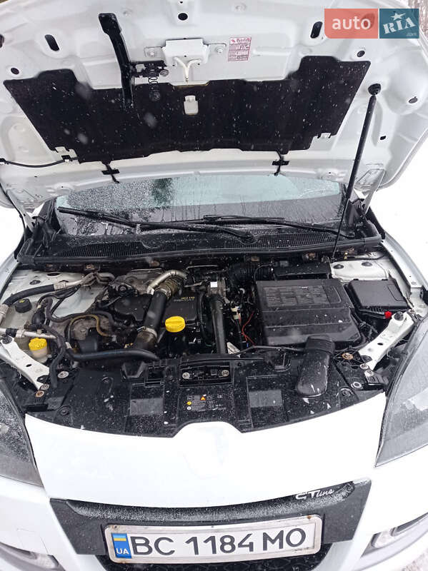 Универсал Renault Megane 2012 в Львове фото 32 Универсал Renault Megane 2012 в Львове