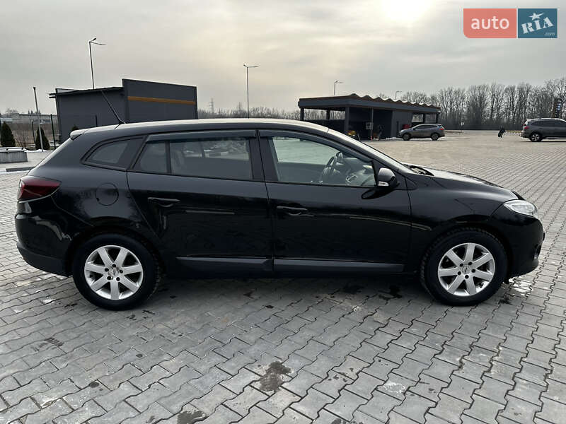 Универсал Renault Megane 2010 в Желтых Водах фото 3 Универсал Renault Megane 2010 в Желтых Водах