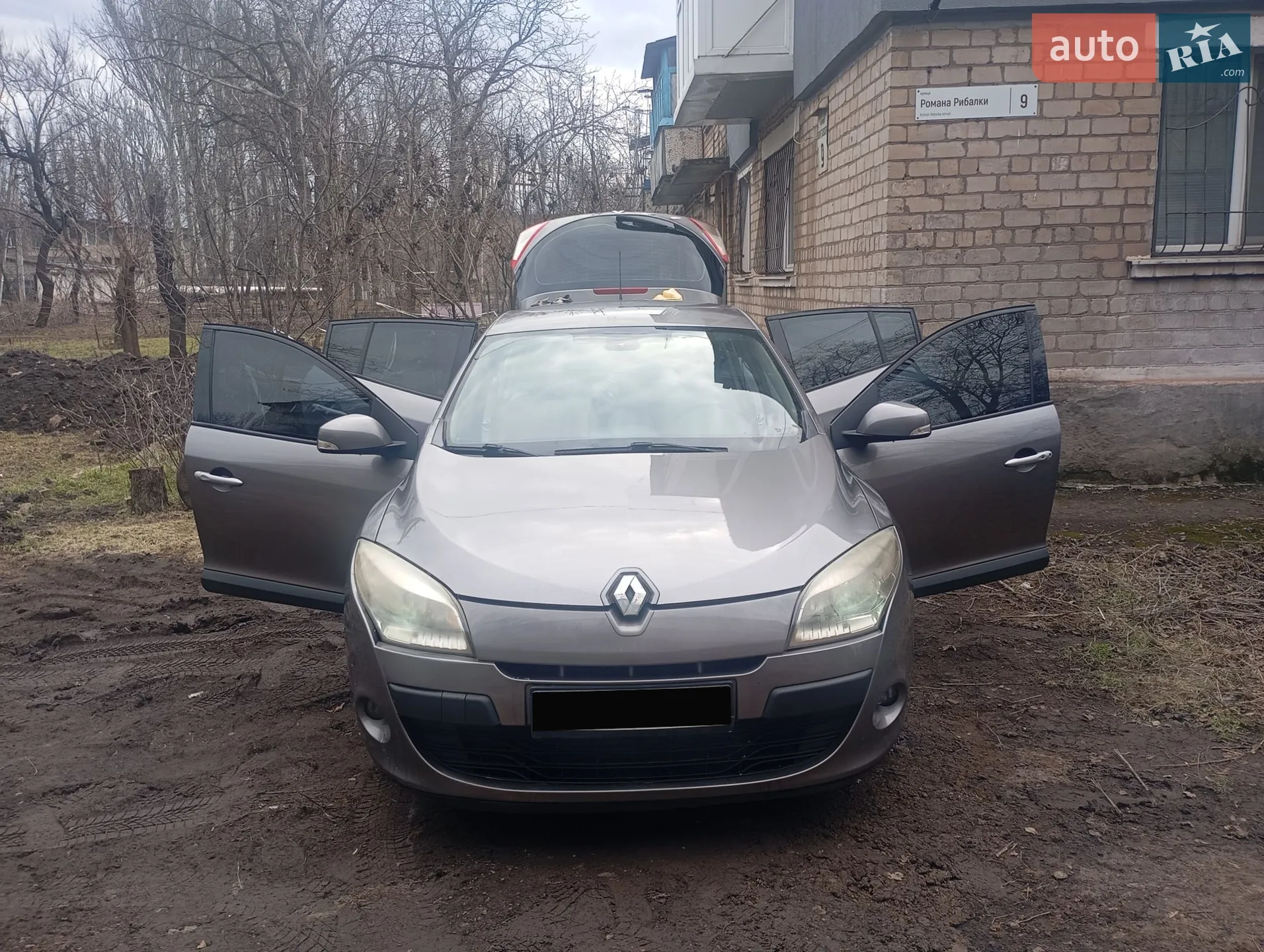 2010 Renault Megane - мініатюра 18
