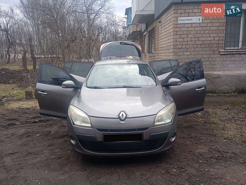 Хэтчбек Renault Megane 2010 в Кривом Роге