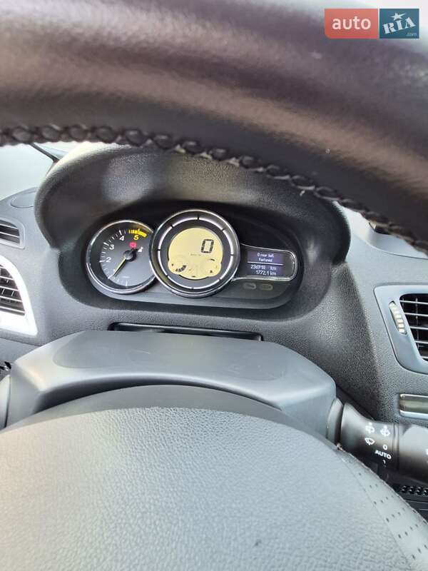 Универсал Renault Megane 2010 в Павлограде фото 6 Универсал Renault Megane 2010 в Павлограде