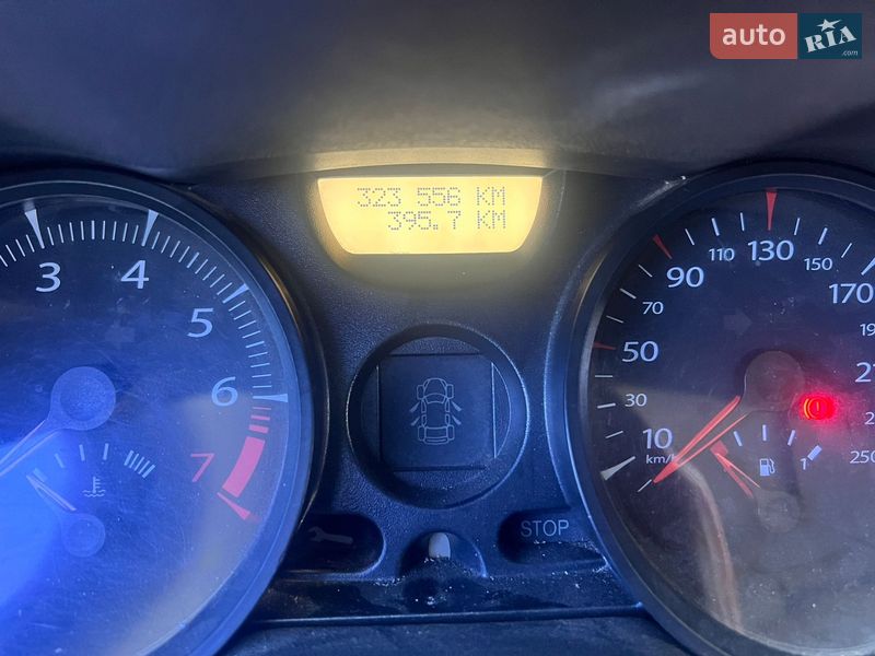 Седан Renault Megane 2006 в Киеве фото 8 Седан Renault Megane 2006 в Киеве