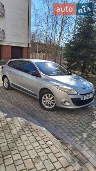 Универсал Renault Megane 2011 в Ивано-Франковске