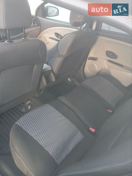 Универсал Renault Megane 2011 в Нежине