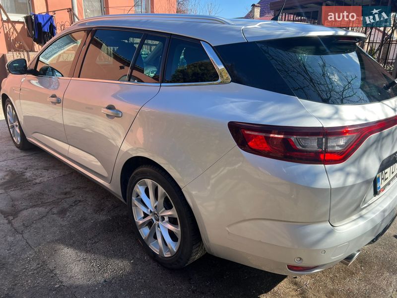 Универсал Renault Megane 2017 в Днепре фото 4 Универсал Renault Megane 2017 в Днепре