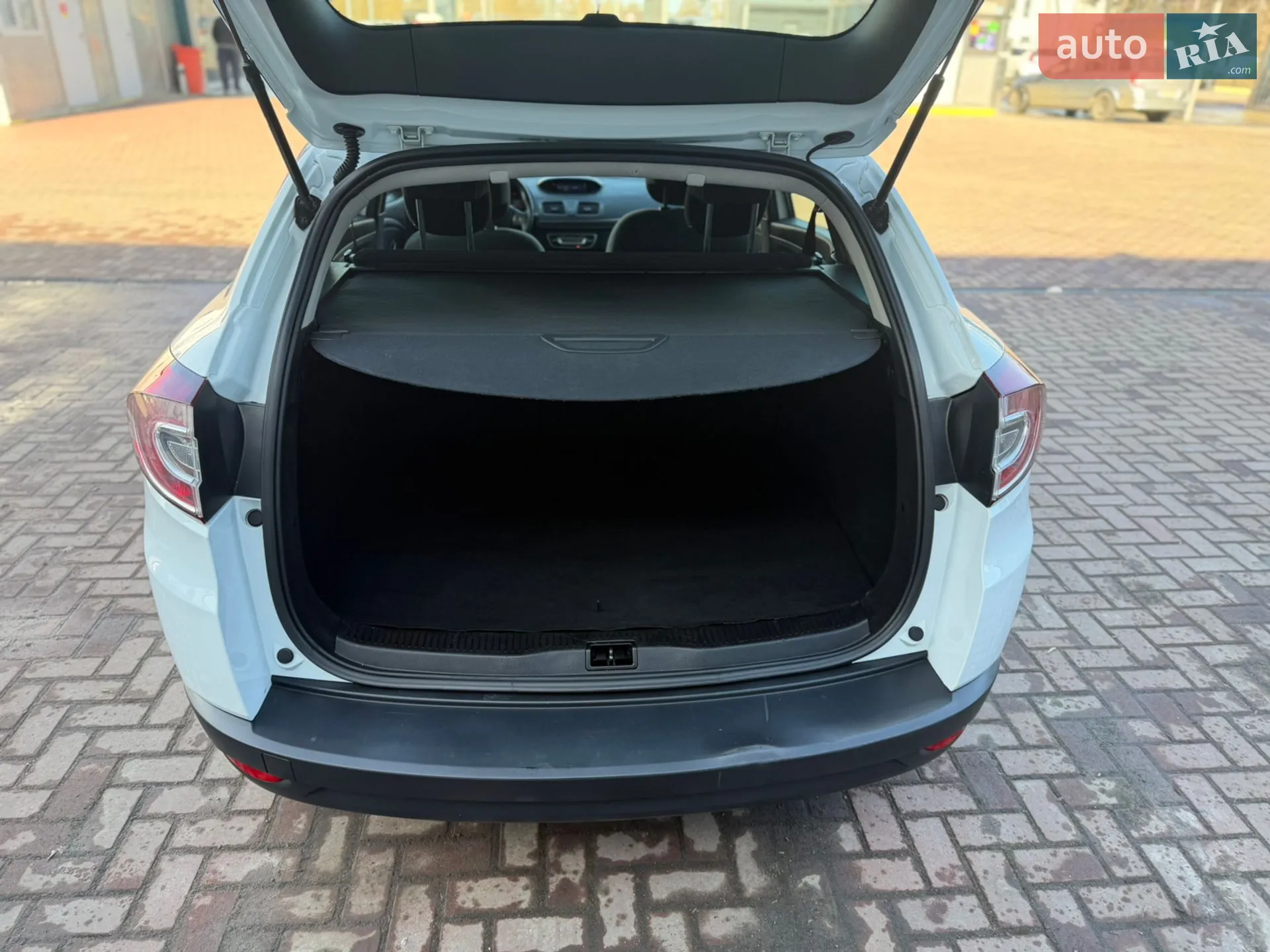 2014 Renault Megane - мініатюра 36