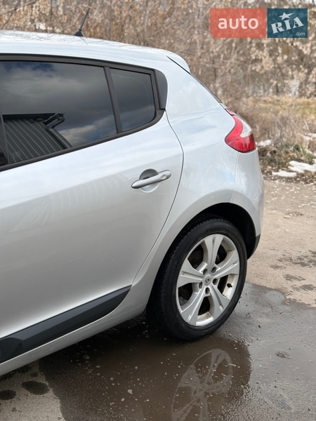 Хэтчбек Renault Megane 2009 в Турбовом