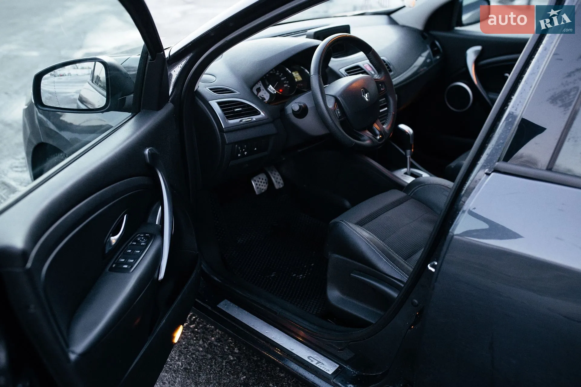 2010 Renault Megane - мініатюра 48