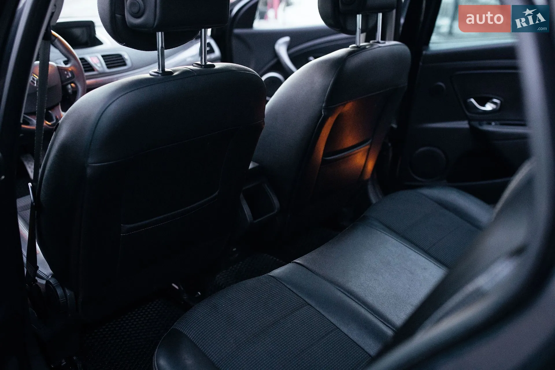 2010 Renault Megane - мініатюра 57