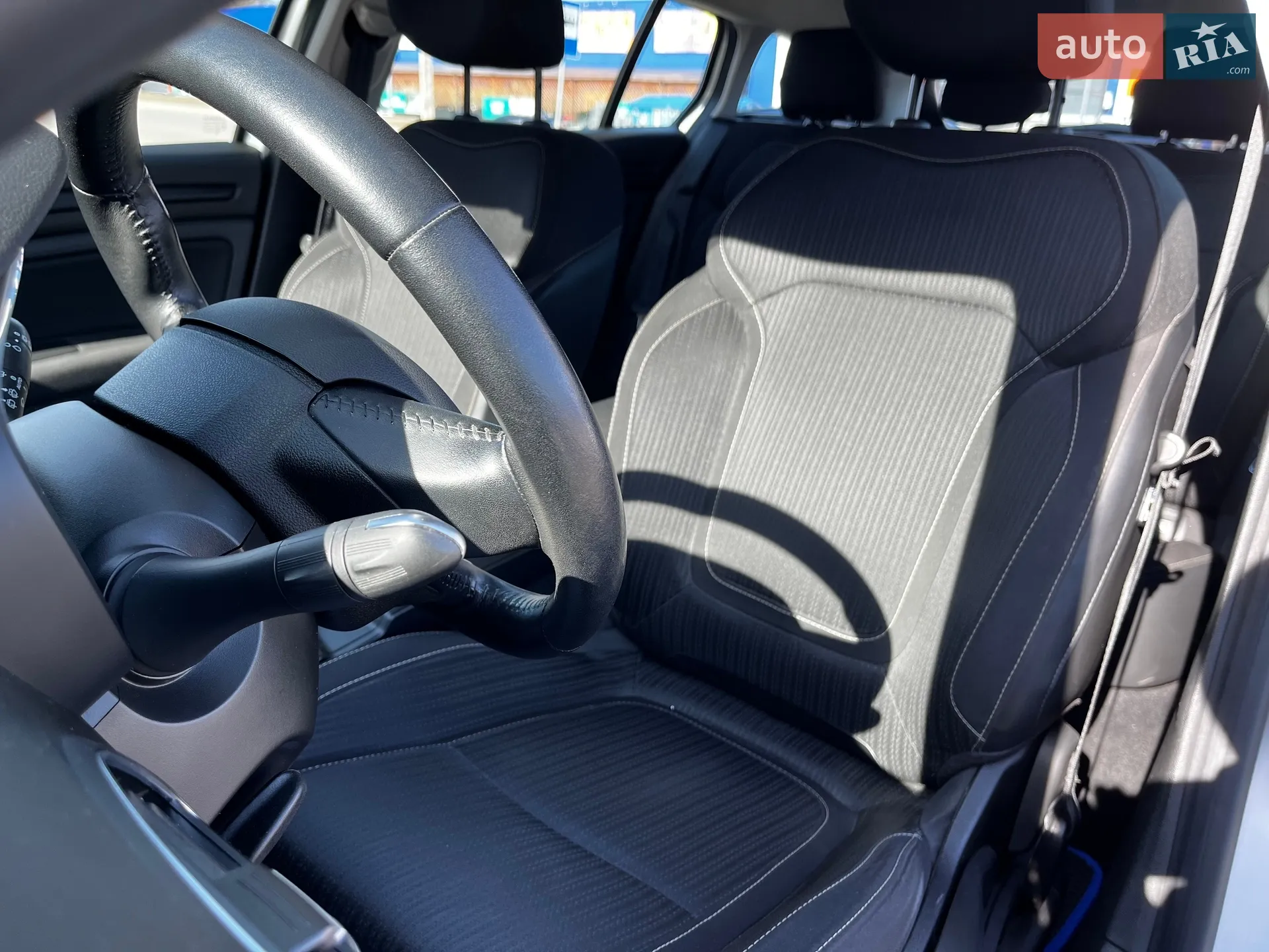 2017 Renault Megane - мініатюра 24
